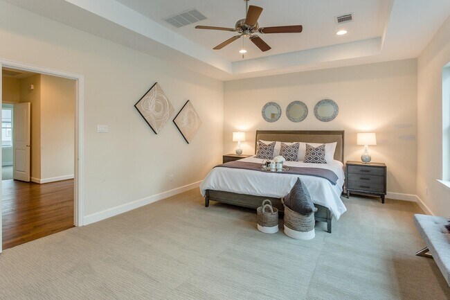 Building Photo - 5010 Ella Blvd