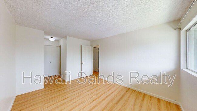 Building Photo - 94-1045 Paha Pl.
