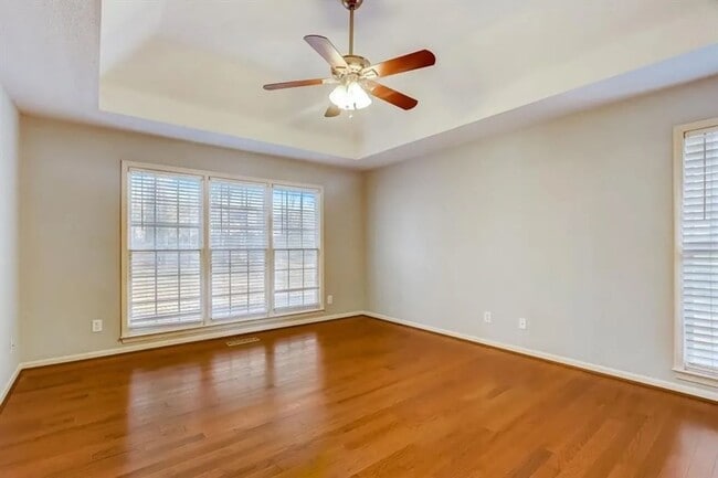 Building Photo - 74 Flanders Ct