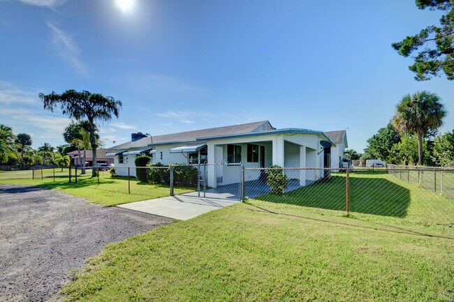 Building Photo - 6698 Belvedere Rd