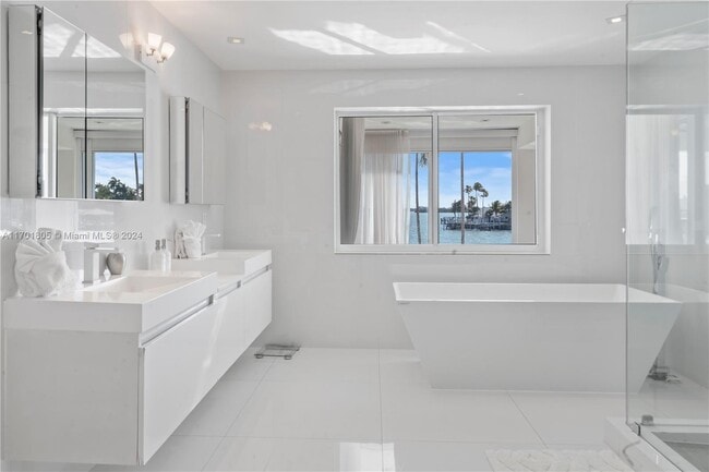 Building Photo - TREASURE ISLAND