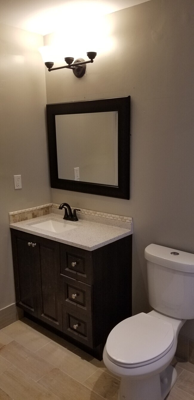 Building Photo - 24 Mission St