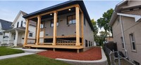 Building Photo - 1319 Minnehaha Ave E
