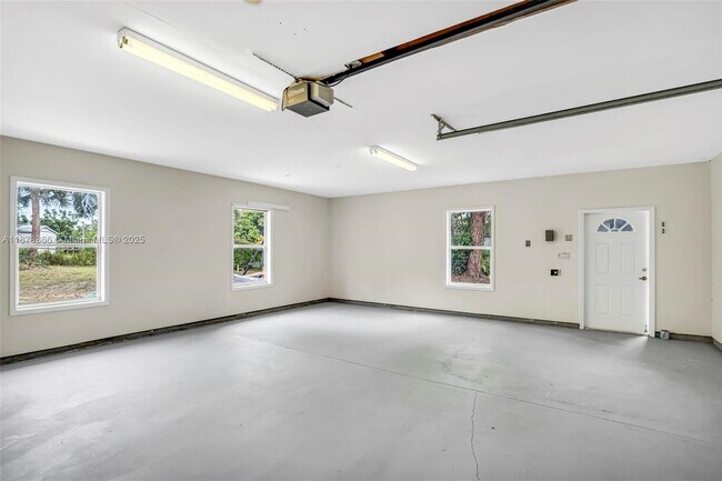 Building Photo - 11143 Monet Woods Rd