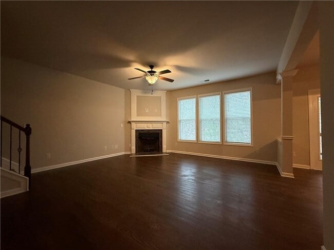 Building Photo - 4916 Briarcliff Dr