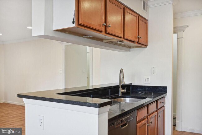 Building Photo - 11715 Olde English Dr