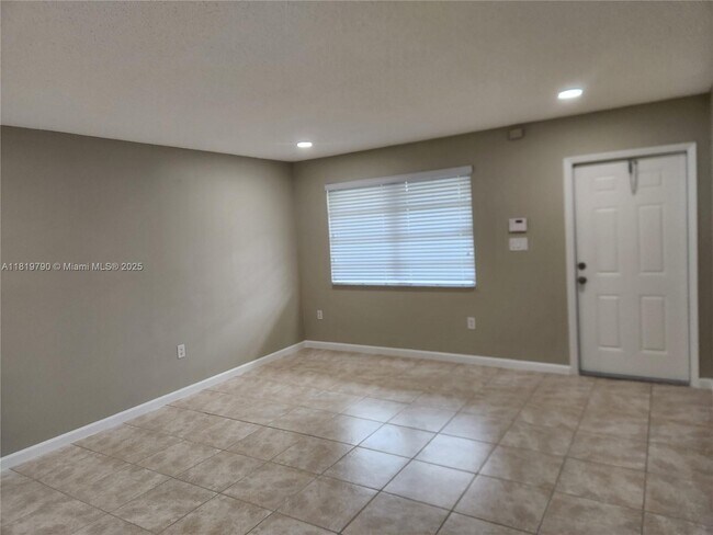 Building Photo - 1806 SW 97th Ave