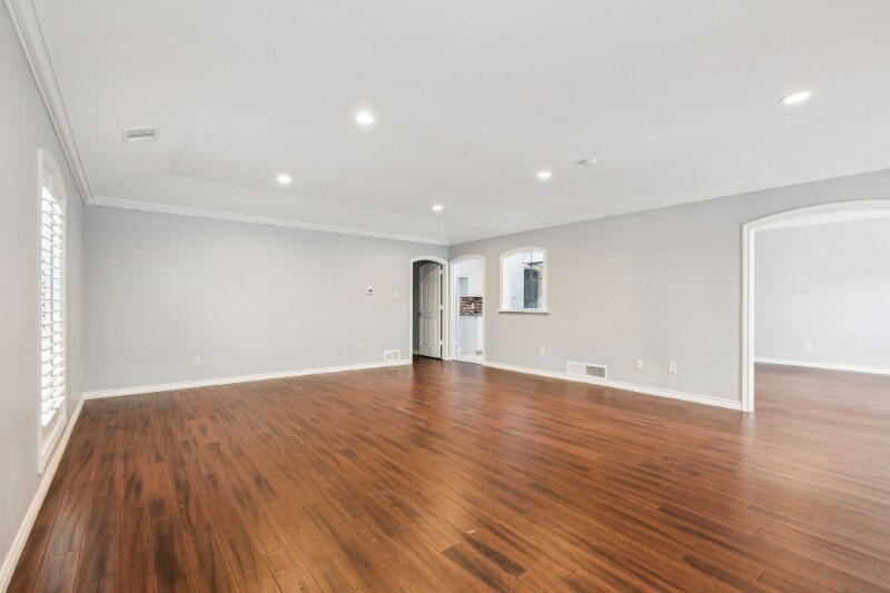 Building Photo - 5801 Orchid Ln