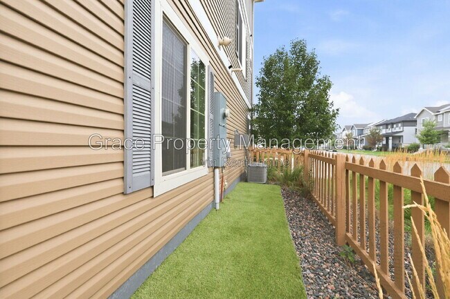Building Photo - 10596 Waco St