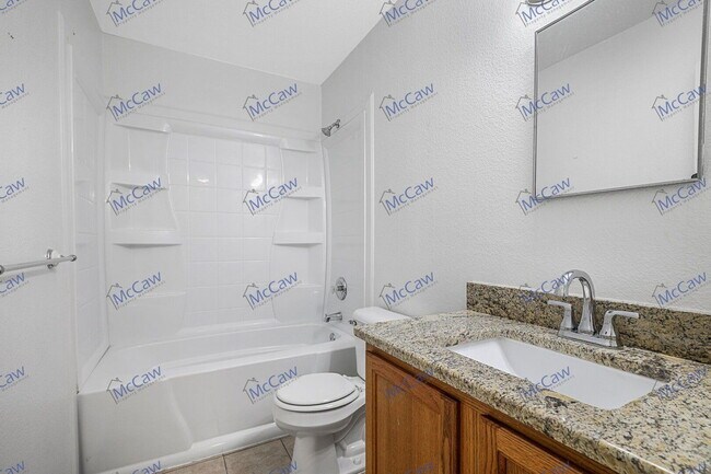 Building Photo - 2543 Barksdale Dr