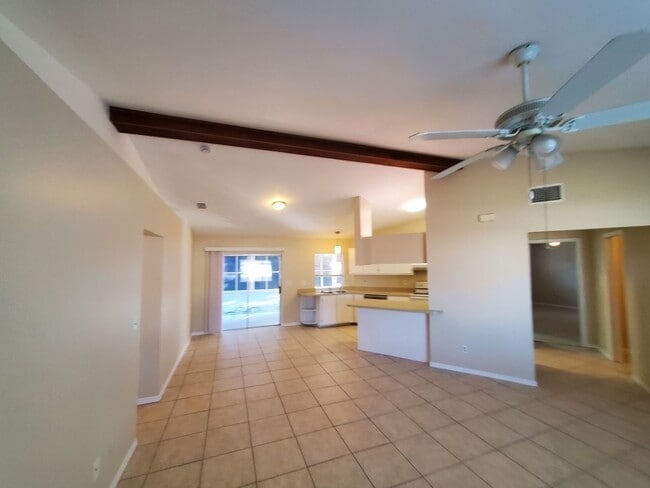 Building Photo - 1436 SE 33rd Terrace