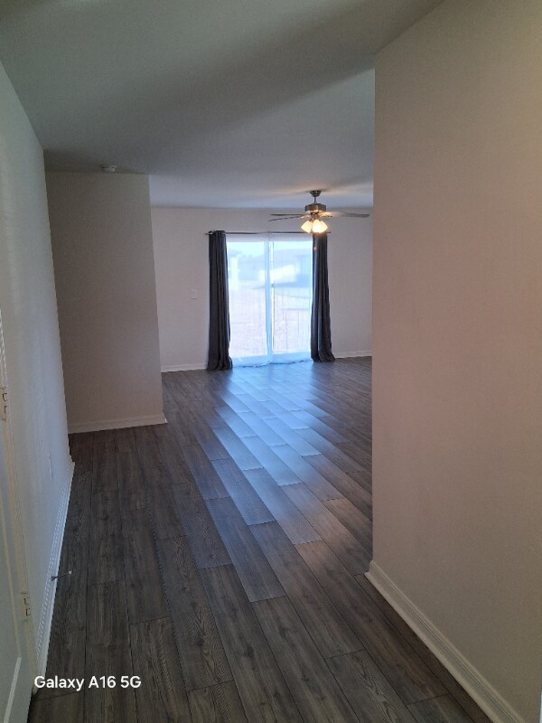 Building Photo - 857 Youngreen Dr