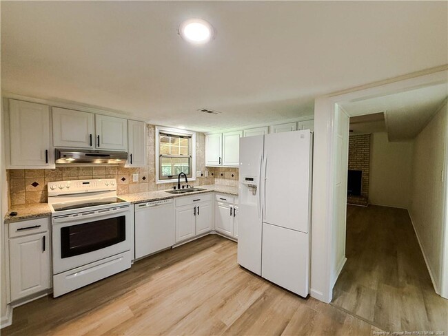 Building Photo - 7104 Tilton Ct