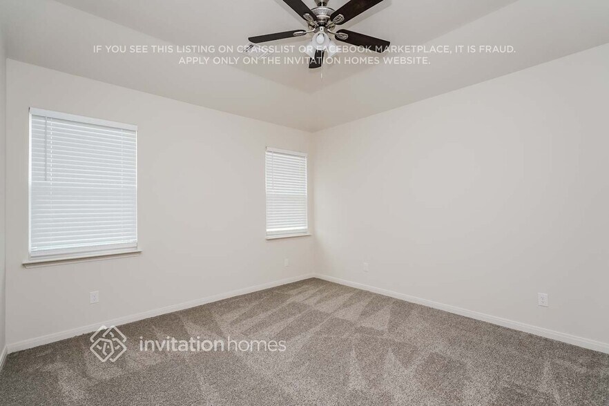 Building Photo - 10033 Pilot Pl