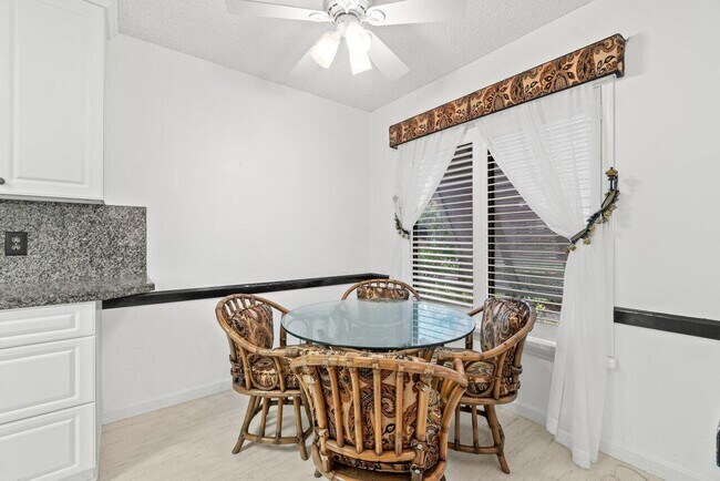 Building Photo - 10203 Mangrove Dr
