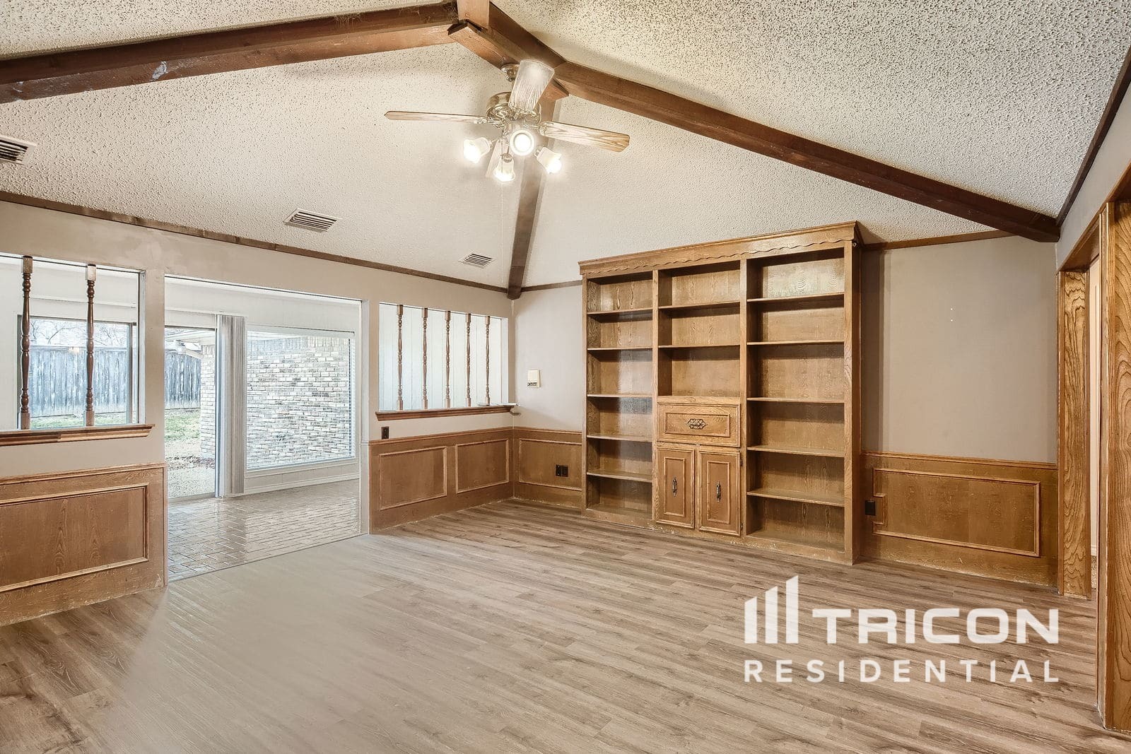 Building Photo - 1735 Plummer Dr