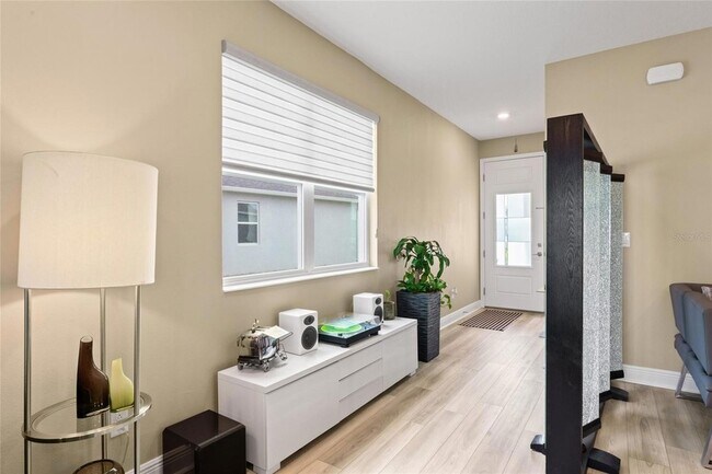 Building Photo - 9368 Sandy Bluffs Circle