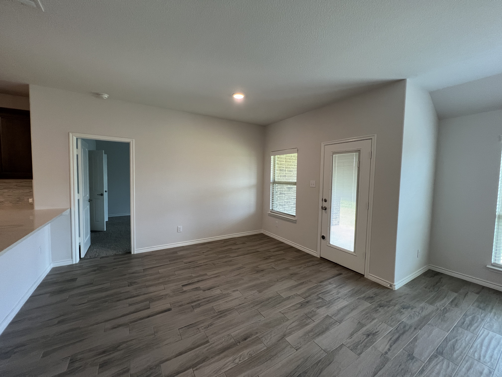 Building Photo - 3057 Maverick Dr