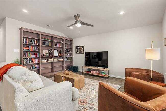 Building Photo - 2708 Diamond Reef Ln