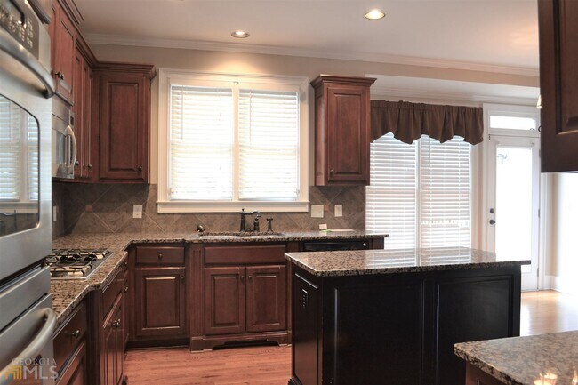 Building Photo - 1450 Ashbury Park Dr NE