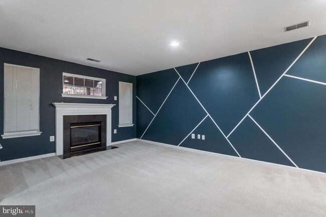 Building Photo - 8648 Royal Worcester Ln