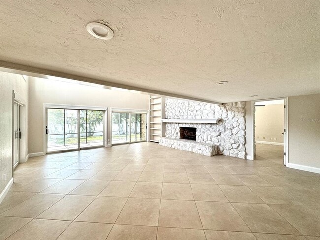 Building Photo - 7315 Hunt Club Ln