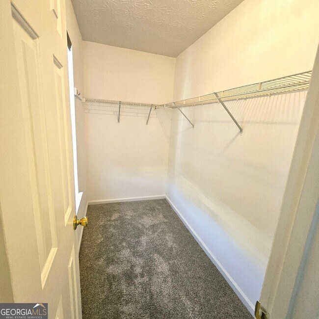 Building Photo - 1278 Labrador Ln