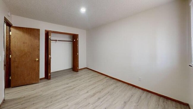 Building Photo - 329 W Indiana Ave