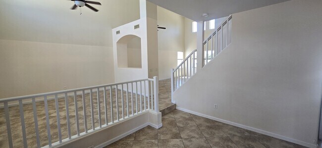 Building Photo - 2611 W Gypsum Ave