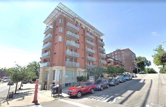 Building Photo - 102-30 Queens Blvd