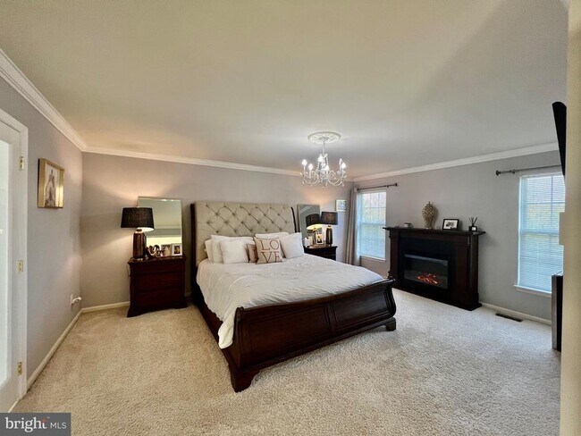 Building Photo - 15000 Onan Ct