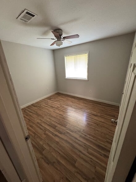 Building Photo - 4316 Nancy St