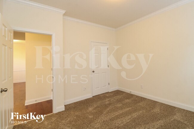 Building Photo - 4086 St Johns St