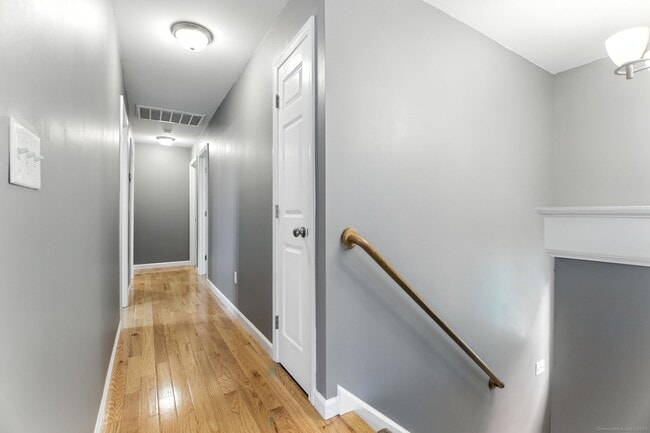 Building Photo - 221 Griffin Rd