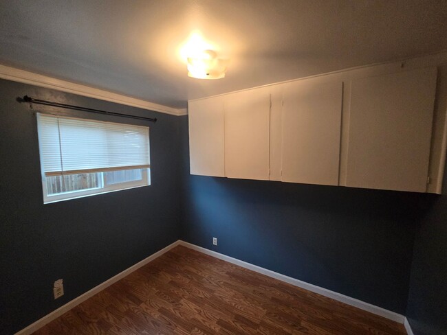 Building Photo - 3BR Northern McKinleyville home is close t...