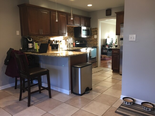 Building Photo - 3131 Milwaukee St