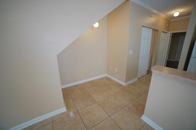 Building Photo - 2400 Fred Smith Rd