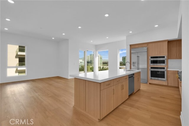 Building Photo - 3614 Rivington