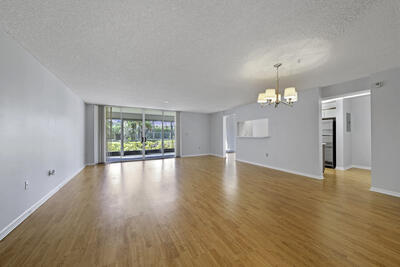 Building Photo - 105 Half Moon Cir