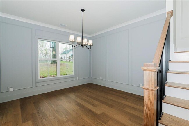 Building Photo - 3374 Lee Dr