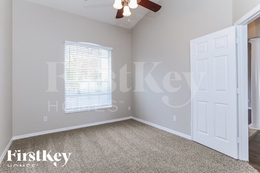 Building Photo - 4648 Huron Bay Cir