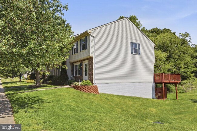 Building Photo - 3052 Benefit Ct