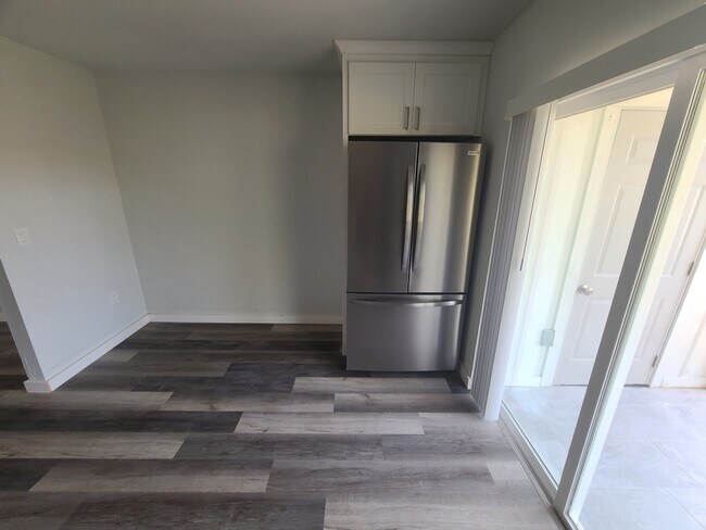 Building Photo - 7196 68th Ct N