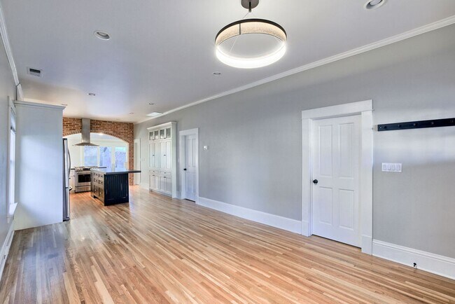 Building Photo - Exceptional 3 Bedroom Home with office & detached flex space