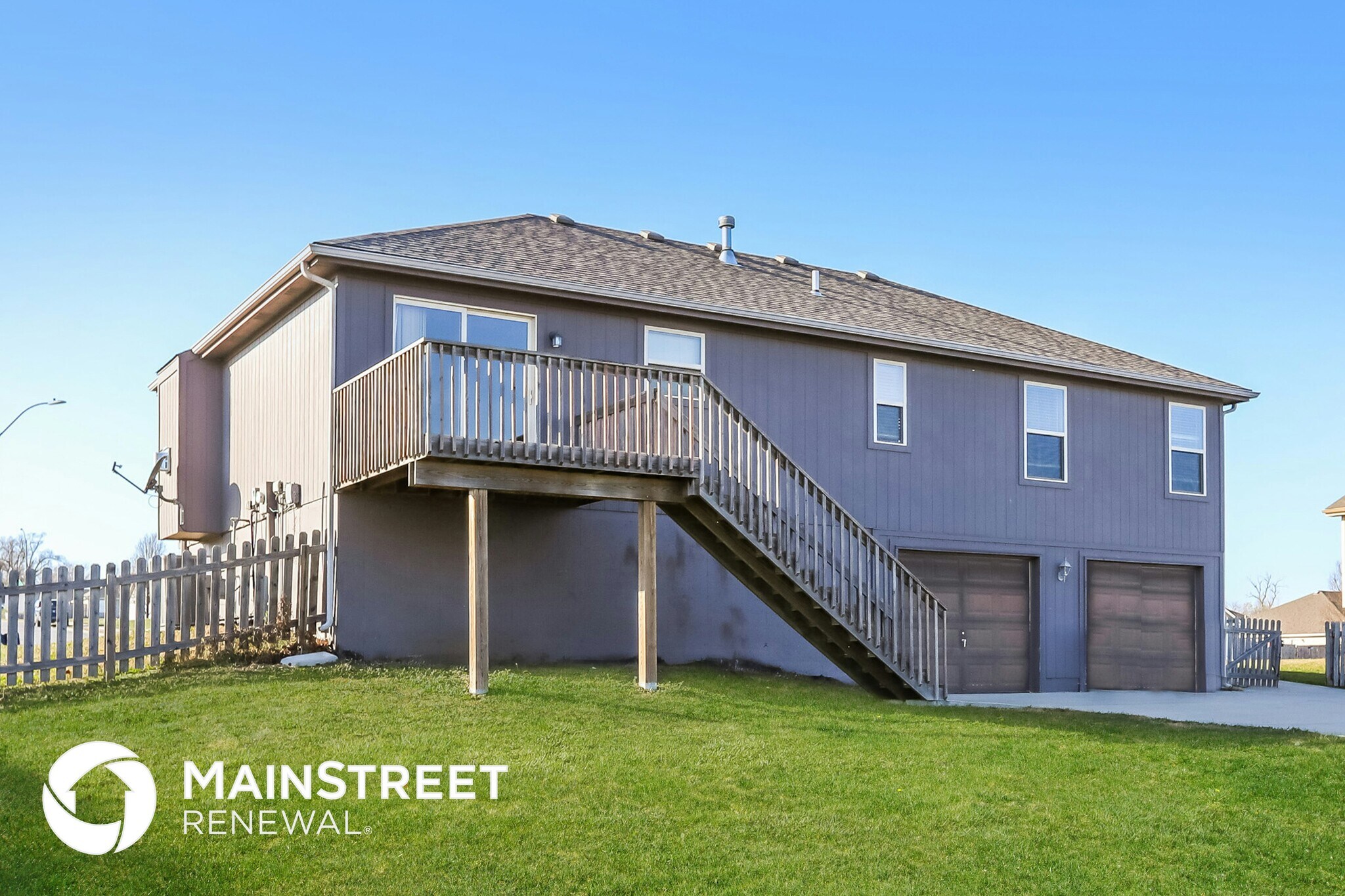 Building Photo - 108 Golfview Dr