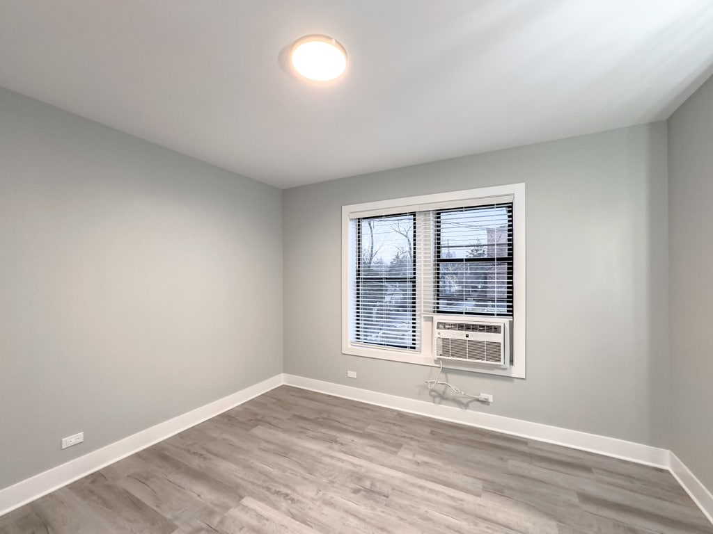 Building Photo - 378 Hazel Ave