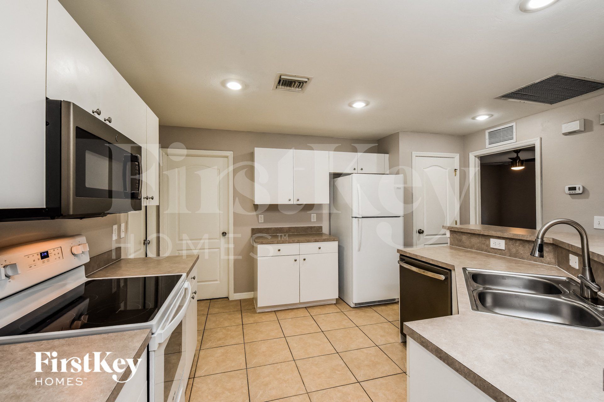 Building Photo - 3105 41st St W