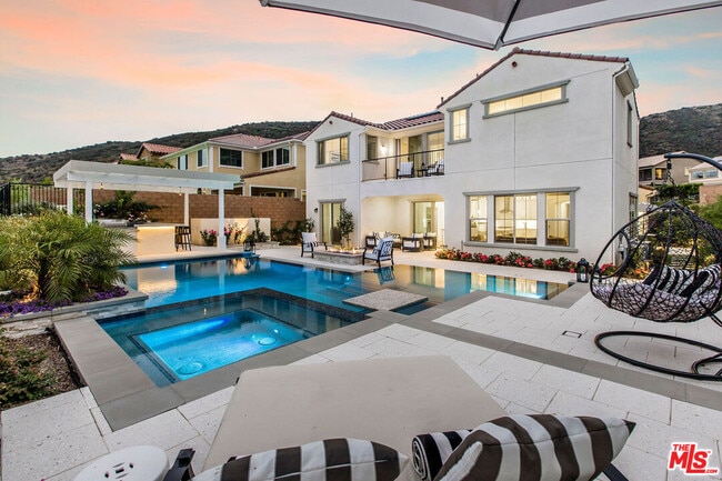 Building Photo - 24407 Clear Creek Pl