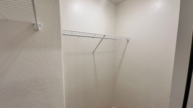 Building Photo - Must See! 3 bedroom, 2 bathroom located in...