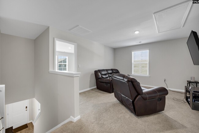 Building Photo - 278 Carrington Dr